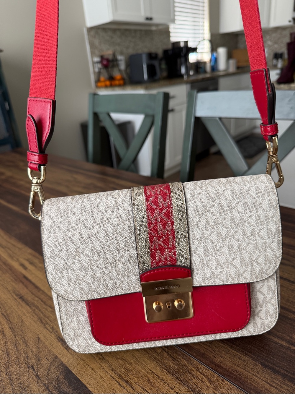 Michael Kors Sloan Messager Crossbody Bag
